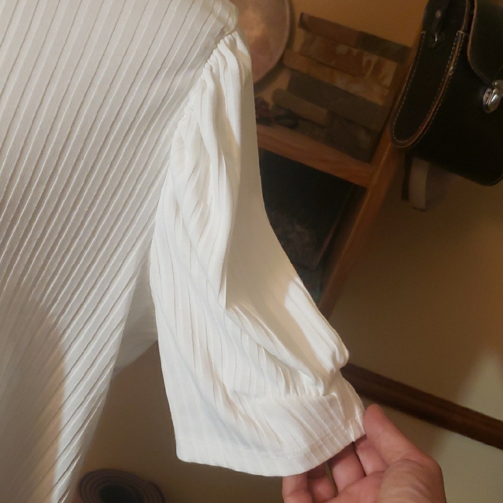 Cato Ribbed Puff Sleeve White Top - Picture 4 of 4